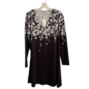 Made with Love Women’s Mid Length Dress Long Sleeve V-Neck Floral Size L NWT